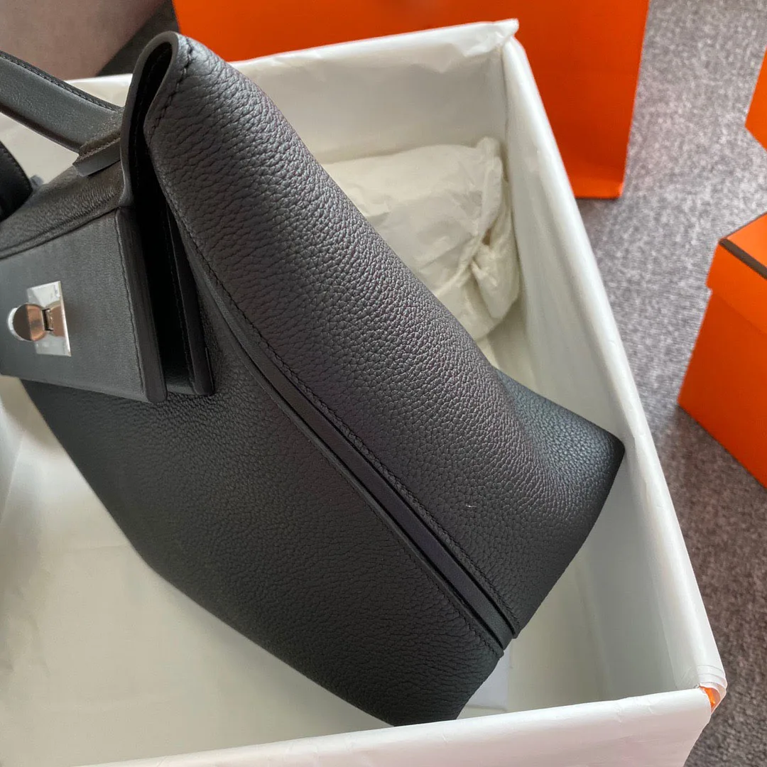 Handbags For Women 2020 New Designer Luxury Crossbody Shoulder Bags Top Quality Genuine Leather Large Capacity Free Shipping Hot
Handbags For Women 2020 New Designer Luxury Crossbody Shoulder Bags Top Quality Genuine Leather Large Capacity Free Shipping Hot