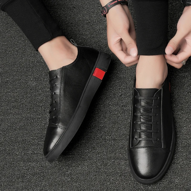 Luxury shoes men Quality Genuine Leather casual Shoes Men fashion black White sneakers boat shoes comfortable soft flats shoes
Luxury shoes men Quality Genuine Leather casual Shoes Men fashion black White sneakers boat shoes comfortable soft flats shoes