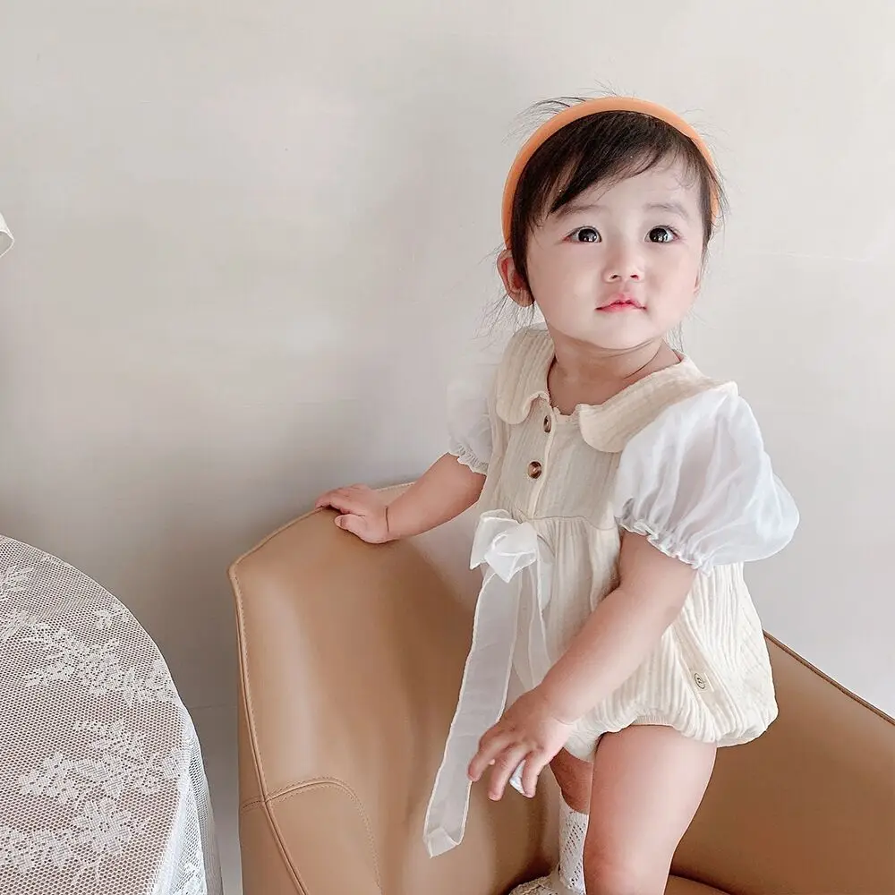 Sweet Korean Style Newborn Baby Girl Bowknot Jumpsuit Summer Short Puff Sleeve Peter Pan Collar Romper Set Infant Kid Costume
Sweet Korean Style Newborn Baby Girl Bowknot Jumpsuit Summer Short Puff Sleeve Peter Pan Collar Romper Set Infant Kid Costume