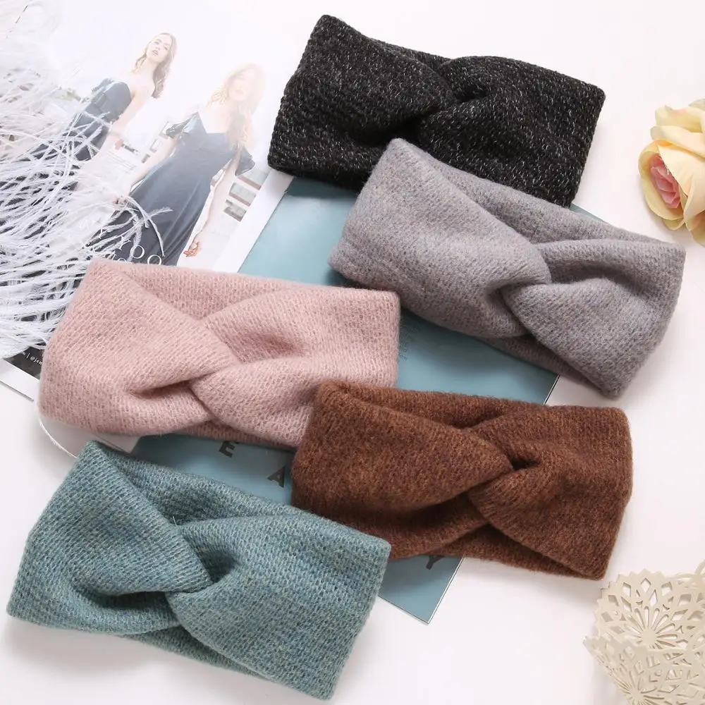 Soft Woolen Cross Braid Knitted Headband for Women Warmer Ear Solid Color Turban Hairband Women Hair Accessories Winter Bandana
Soft Woolen Cross Braid Knitted Headband for Women Warmer Ear Solid Color Turban Hairband Women Hair Accessories Winter Bandana