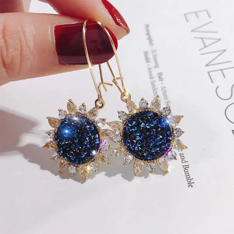 Sunflower Earrings Blue White Crystal Earrings For Women Fashion Jewelry
Sunflower Earrings Blue White Crystal Earrings For Women Fashion Jewelry