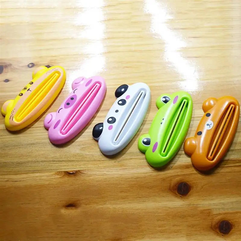 Plastic Cartoon Toothpaste Dispenser Tube Squeezer Home Tube Squeezer Easy Tooth Paste Rolling Holder Bathroom Accessories
Plastic Cartoon Toothpaste Dispenser Tube Squeezer Home Tube Squeezer Easy Tooth Paste Rolling Holder Bathroom Accessories