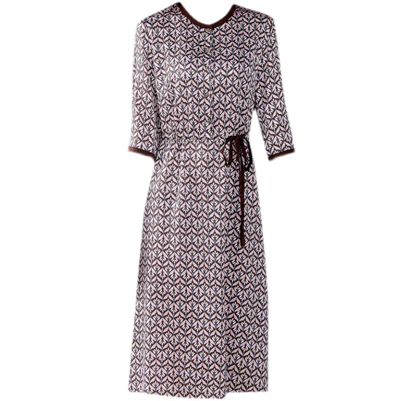 Spring Vintage Satin Mulberry Silk Beach Midi Sundress Women Summer Print 4XL Plus Size Dress 2021 Elegant Bodycon Party Vestido
Spring Vintage Satin Mulberry Silk Beach Midi Sundress Women Summer Print 4XL Plus Size Dress 2021 Elegant Bodycon Party Vestido
