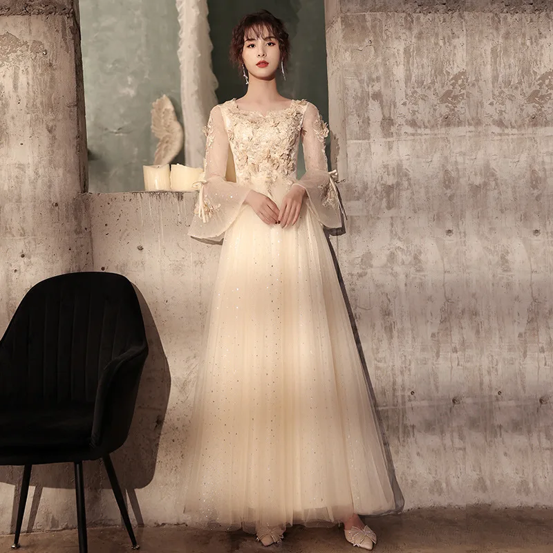 Sweet Appliques Women Evening Dress Flare Sleeve Floor-Length Pleated Dresses Champagne Bridesmaid Banquet Prom Gown Skirt XXXL
Sweet Appliques Women Evening Dress Flare Sleeve Floor-Length Pleated Dresses Champagne Bridesmaid Banquet Prom Gown Skirt XXXL