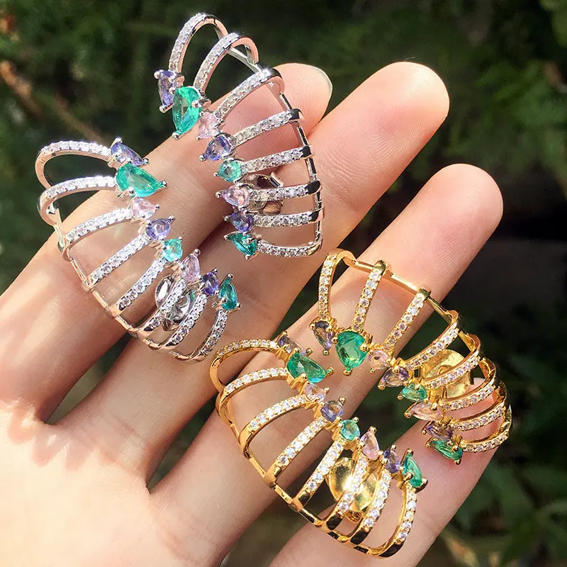 EYIKA New Design Mix Color Crystal Zircon Water Drop Ear Cuff Luxury Women Versatile Stud Earring Wedding Party Jewelry Gift
EYIKA New Design Mix Color Crystal Zircon Water Drop Ear Cuff Luxury Women Versatile Stud Earring Wedding Party Jewelry Gift