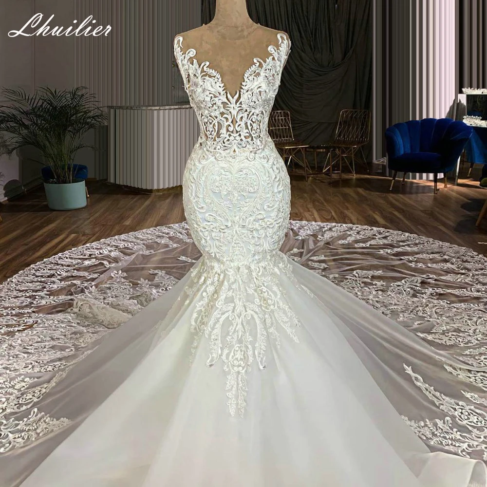 Lhuilier Women's Mermaid Lace Wedding Dresses 2021 Illusion Neck Floor Length Sleeveless Bridal Dress with Cathedral Train
Lhuilier Women's Mermaid Lace Wedding Dresses 2021 Illusion Neck Floor Length Sleeveless Bridal Dress with Cathedral Train