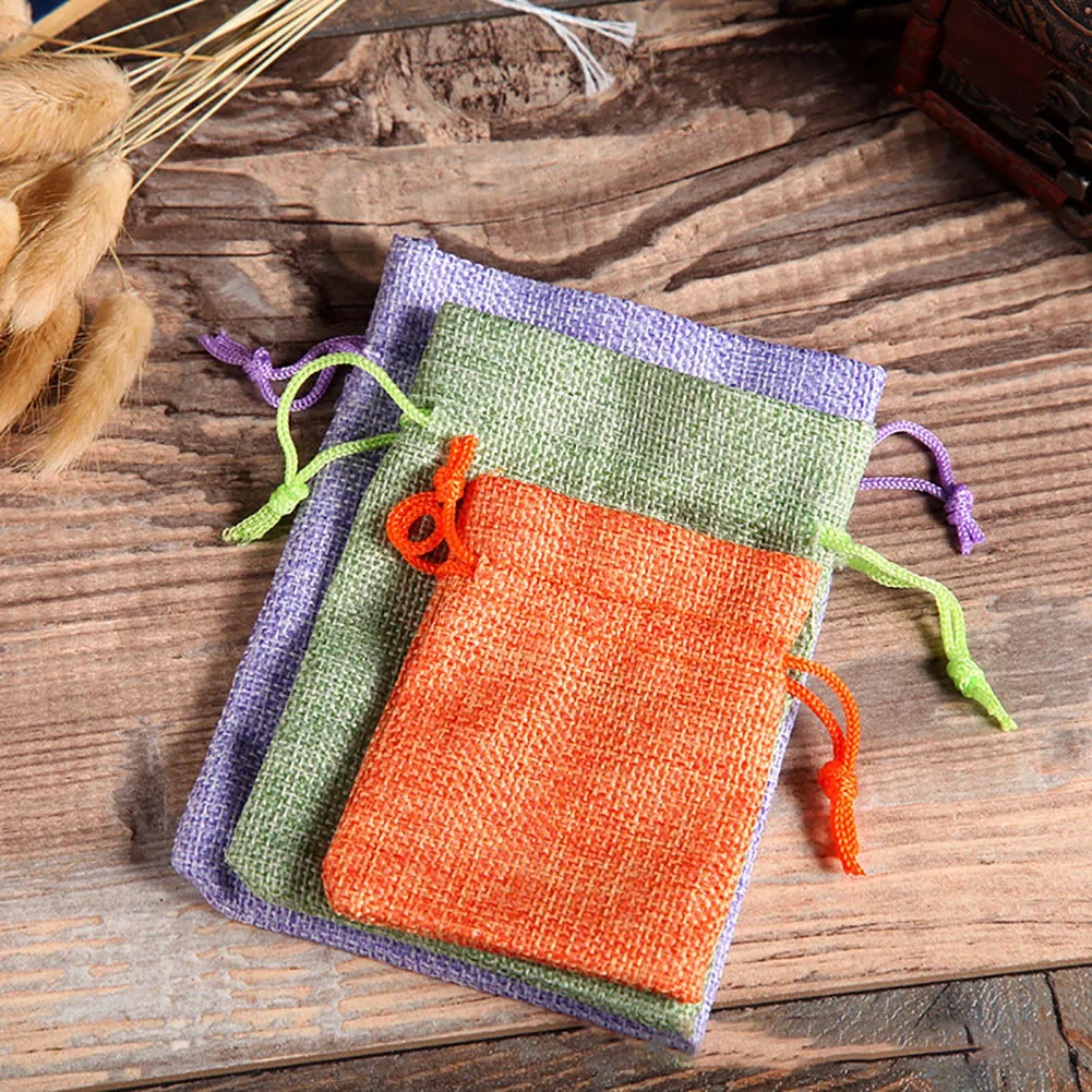 50pcs Natural Linen Burlap Bag Drawstring Candy Jute Gift Bags Jewelry Packaging For Wedding Favor Christmas Party
50pcs Natural Linen Burlap Bag Drawstring Candy Jute Gift Bags Jewelry Packaging For Wedding Favor Christmas Party