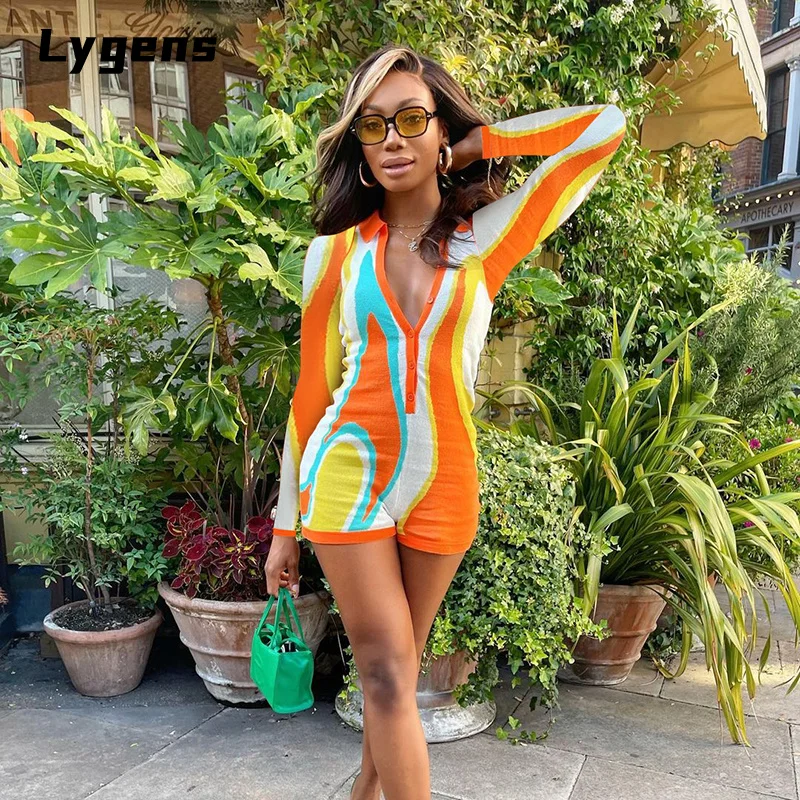 Lygens 2021 Autumn Multi Print Long Sleeve Turn-Down Collar Single Button Fitness Playsuit Skinny Sexy Streetwear Club Clothes
Lygens 2021 Autumn Multi Print Long Sleeve Turn-Down Collar Single Button Fitness Playsuit Skinny Sexy Streetwear Club Clothes