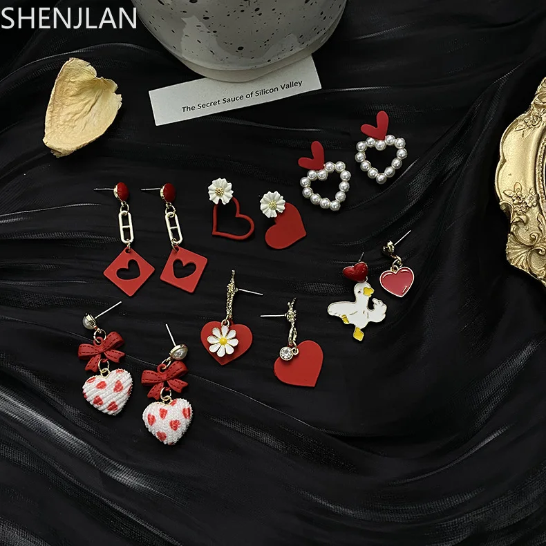 Korean Creative Earrings Romantic Vintage Pearl Red Series Dangle Drop Earrings for Women Girls Jewelry 2021 New Trendy
Korean Creative Earrings Romantic Vintage Pearl Red Series Dangle Drop Earrings for Women Girls Jewelry 2021 New Trendy
