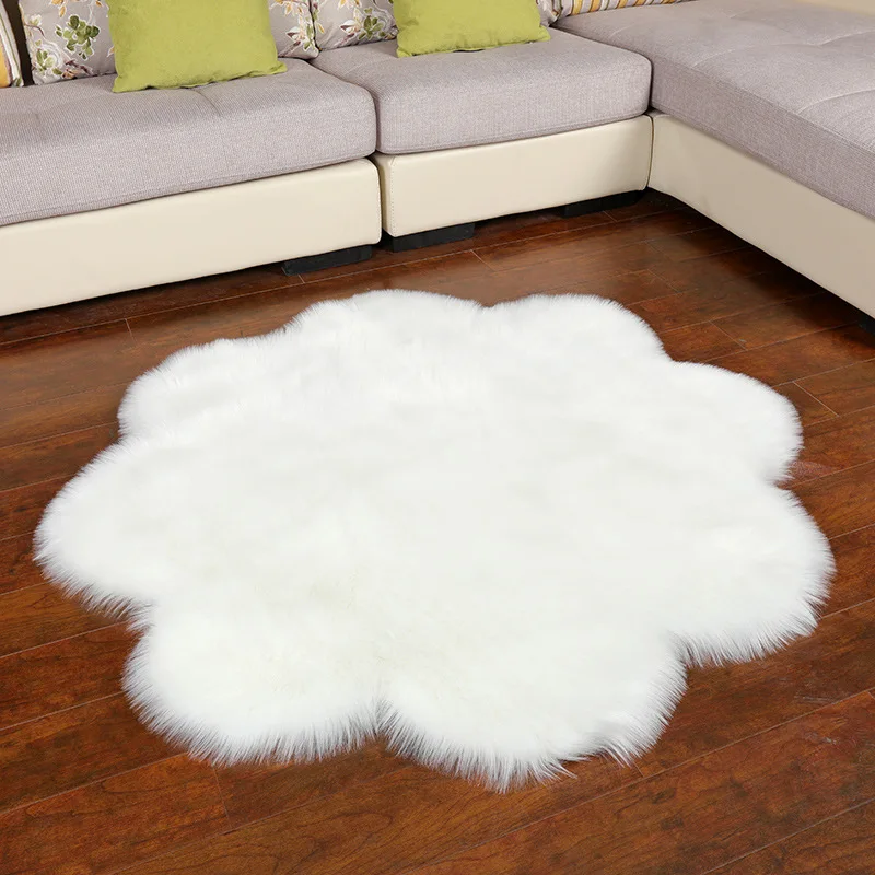Plum Blossom Shaped Soft Fluffy Bedroom Faux Fur Fake Wool Sheepskin Rugs Warm Hairy Dining Room Home Carpet Anti-Skid Floor Mat
Plum Blossom Shaped Soft Fluffy Bedroom Faux Fur Fake Wool Sheepskin Rugs Warm Hairy Dining Room Home Carpet Anti-Skid Floor Mat