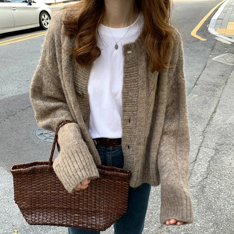 Women's clothing spring and autumn sweater knit cardigan jacket sweters for women cropped sweater
Women's clothing spring and autumn sweater knit cardigan jacket sweters for women cropped sweater