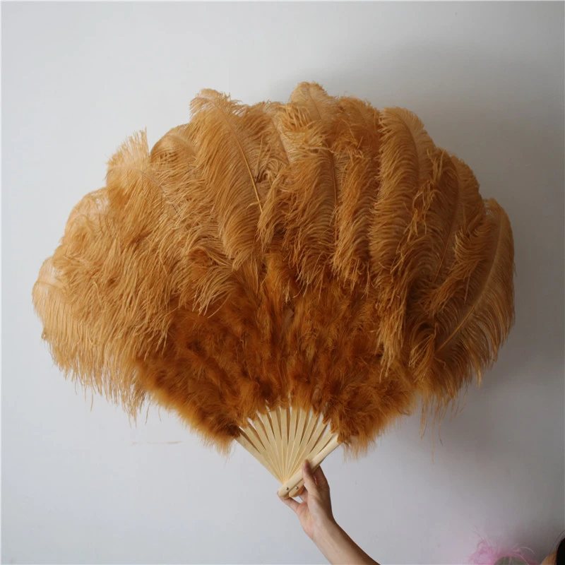Wholesale High Quality Tyrant Gold Big Fluffy Ostrich Feather Fan Party Wedding Performance Props Handheld Plumes Fan
Wholesale High Quality Tyrant Gold Big Fluffy Ostrich Feather Fan Party Wedding Performance Props Handheld Plumes Fan