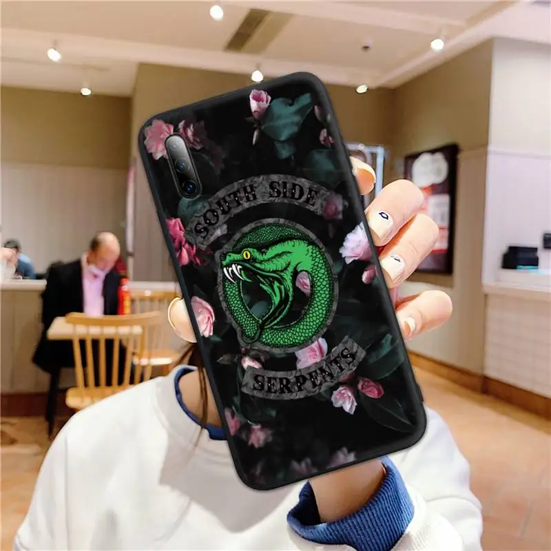 American TV Riverdale Southside Serpents Phone Case for Galaxy J2prime J4 plus J5prime J6 J7 2016 note 5 7 8 9Fundas
American TV Riverdale Southside Serpents Phone Case for Galaxy J2prime J4 plus J5prime J6 J7 2016 note 5 7 8 9Fundas