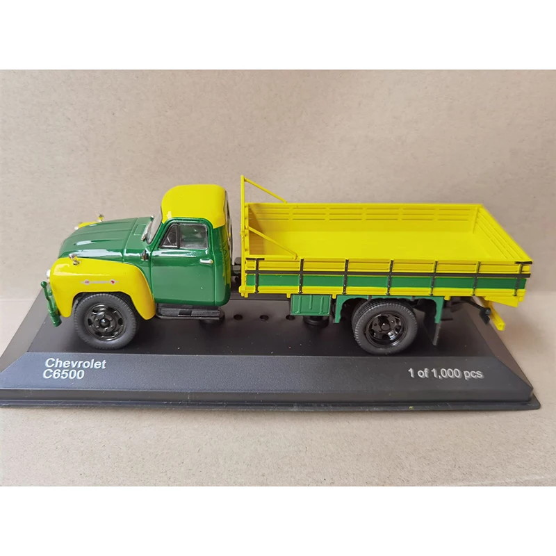 Модель пикапа C6500 в масштабе 1:43, модель грузовика из сплава, статическое украшение, подарок, коллекционная игрушка для мальчика
Модель пикапа C6500 в масштабе 1:43, модель грузовика из сплава, статическое украшение, подарок, коллекционная игрушка для мальчика