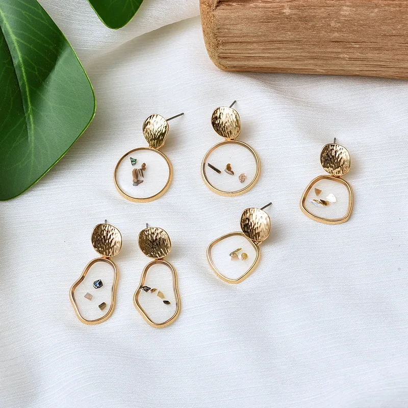 Transparent Shell Earrings for Women Irregular Retro Earings Fashion Jewelry 2021 New Trend Fashion Korean Style Jewelry Grunge
Transparent Shell Earrings for Women Irregular Retro Earings Fashion Jewelry 2021 New Trend Fashion Korean Style Jewelry Grunge