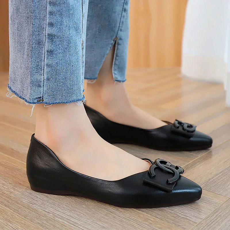 Women Shoes Fashion Sneakers 2021 Loafers Leathers Flowers Flats Shoes Woman Shallow Slip-on Casual Plus Size 35-40 
Women Shoes Fashion Sneakers 2021 Loafers Leathers Flowers Flats Shoes Woman Shallow Slip-on Casual Plus Size 35-40