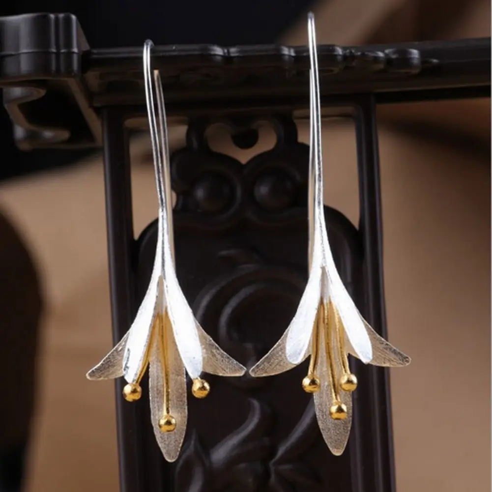Elegant Long Flower Earrings for Women New Design Lovely Girls Christmas Gift Statement Jewelry Party Accessories
Elegant Long Flower Earrings for Women New Design Lovely Girls Christmas Gift Statement Jewelry Party Accessories