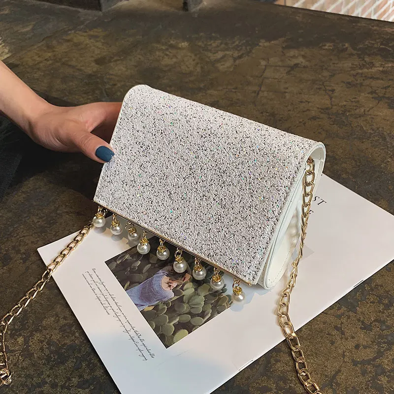 Summer small bag female 2019 new fashion foreign air sequins flap bag Korean version of the wild chain shoulder Messenger bag
Summer small bag female 2019 new fashion foreign air sequins flap bag Korean version of the wild chain shoulder Messenger bag