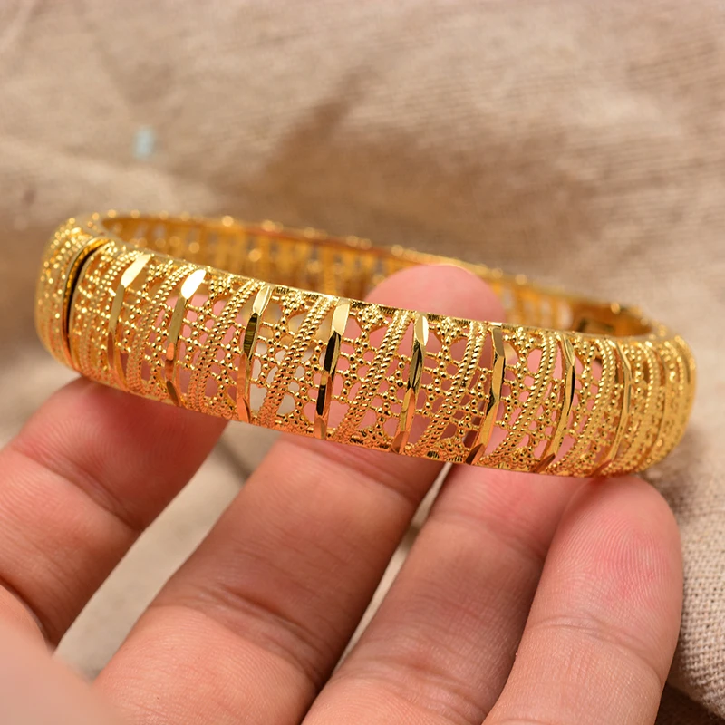 Wando CAN OPEN / Wholesale Dubai Bangle for Women,Gold Color African Bracelets Jewelry Middle East Gifts
Wando CAN OPEN / Wholesale Dubai Bangle for Women,Gold Color African Bracelets Jewelry Middle East Gifts