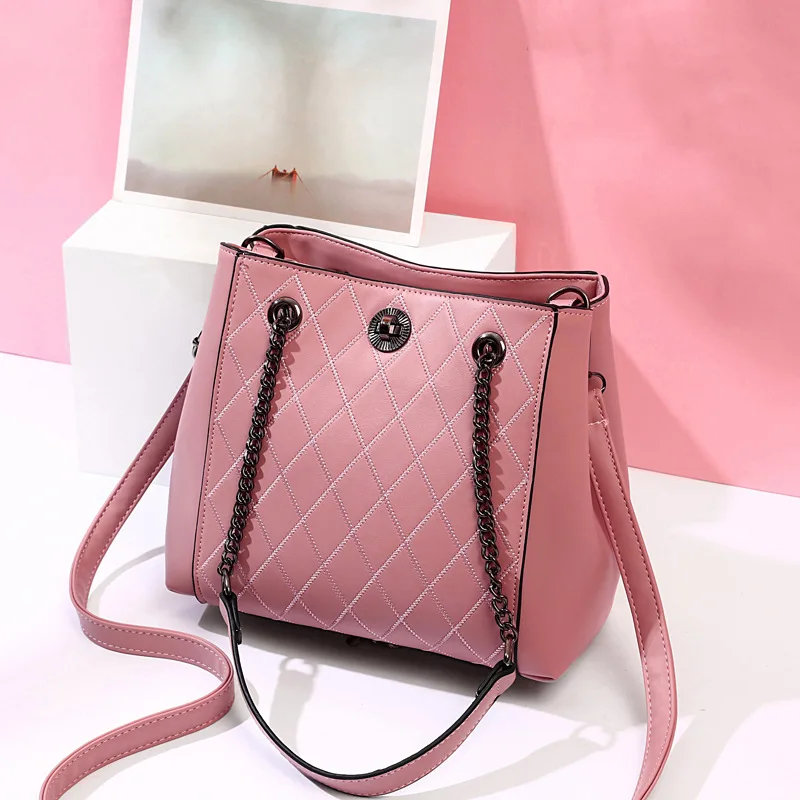 2021 Famous Designer Women Purses and Handbags High-quality Leather Shoulder Messenger Bag Simple Chain Rhombus Bucket Bag Gg Cc
2021 Famous Designer Women Purses and Handbags High-quality Leather Shoulder Messenger Bag Simple Chain Rhombus Bucket Bag Gg Cc