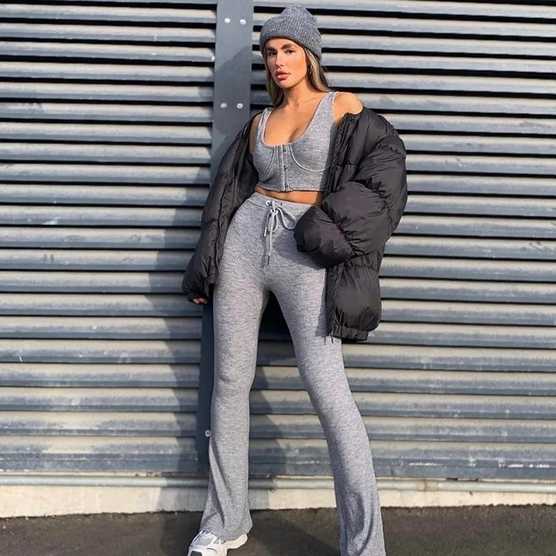 2021 Spring Summer Gray Pants Suit Leisure Fashion Sports Single Row 3D Cropped Top Elastic High Waist Micro Pants Streetwear
2021 Spring Summer Gray Pants Suit Leisure Fashion Sports Single Row 3D Cropped Top Elastic High Waist Micro Pants Streetwear