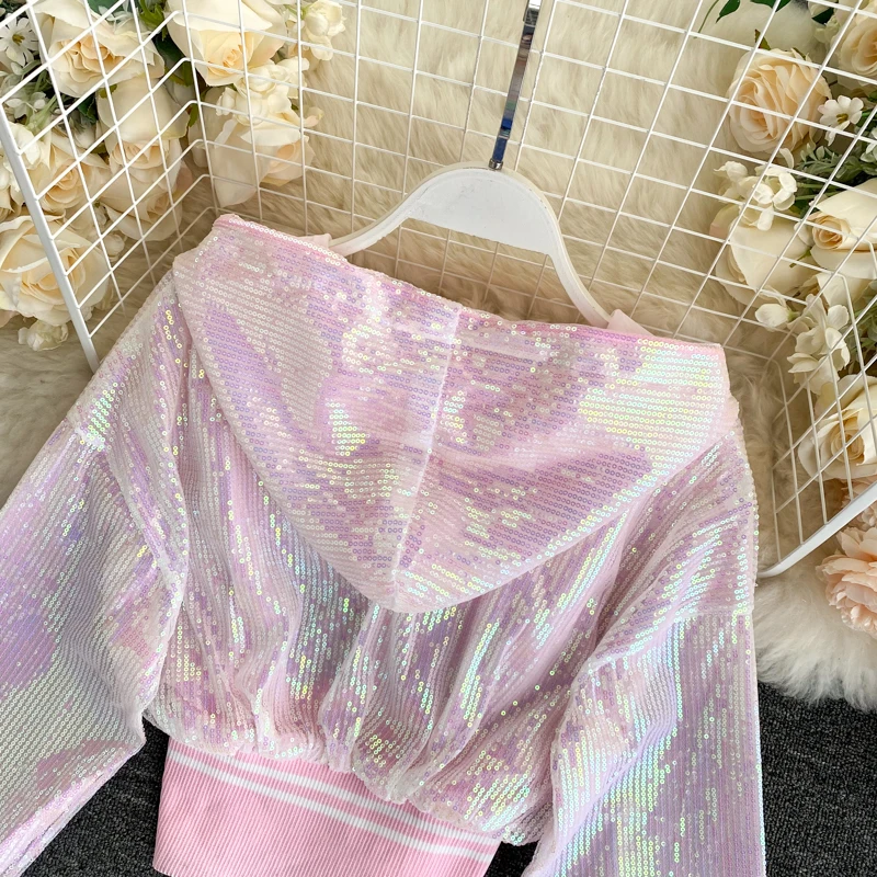 ZQLZ Bling Bling Spring Sequin Coat Women 2021 Hooded Short Summer Coats Ladies Slim Long Sleeve Zipper Jacket Female Tops 
ZQLZ Bling Bling Spring Sequin Coat Women 2021 Hooded Short Summer Coats Ladies Slim Long Sleeve Zipper Jacket Female Tops