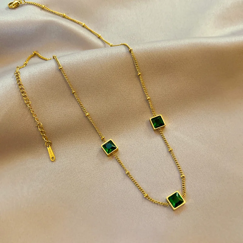 Fashion Exquisite Green Crystal Rhinestone Square Pendant Choker Necklace for Women Chain Wedding Jewelry Girlfriends Gifts
Fashion Exquisite Green Crystal Rhinestone Square Pendant Choker Necklace for Women Chain Wedding Jewelry Girlfriends Gifts