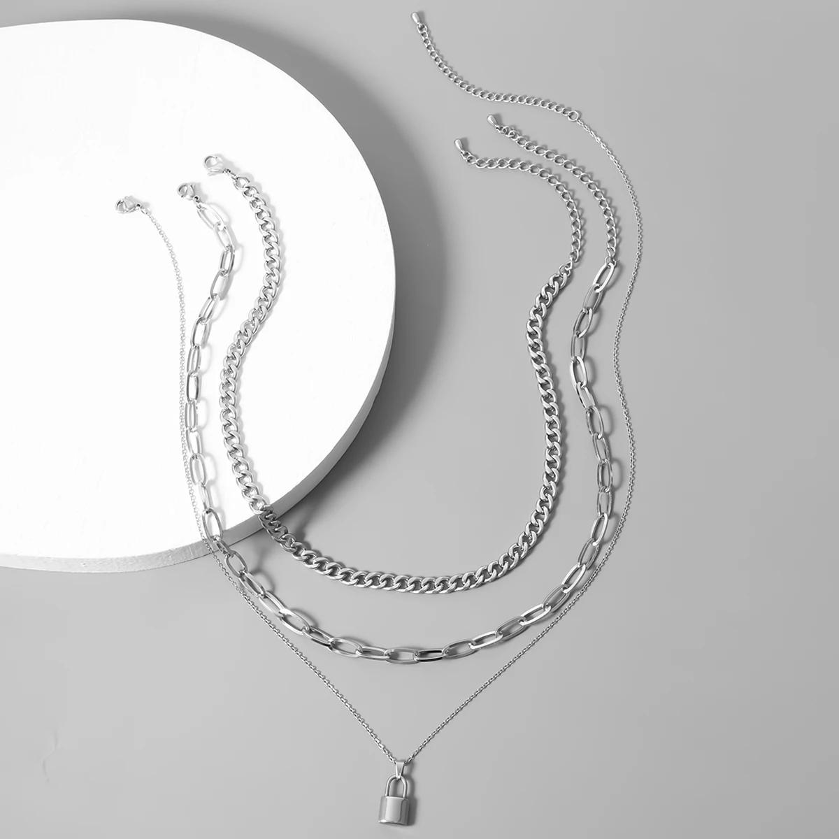 SHIXIN 3 Pcs/Set Punk Separable Layered Stainless Steel Necklace Hip Hop Chain on Neck With Lock Peandant Necklace for Women/Men
SHIXIN 3 Pcs/Set Punk Separable Layered Stainless Steel Necklace Hip Hop Chain on Neck With Lock Peandant Necklace for Women/Men
