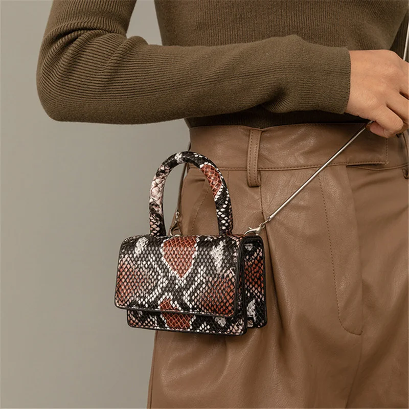 Bags for women 2021Mini lady handbags famous designer handbags Serpentine pattern leather shoulder bag leather luxury Purse
Bags for women 2021Mini lady handbags famous designer handbags Serpentine pattern leather shoulder bag leather luxury Purse