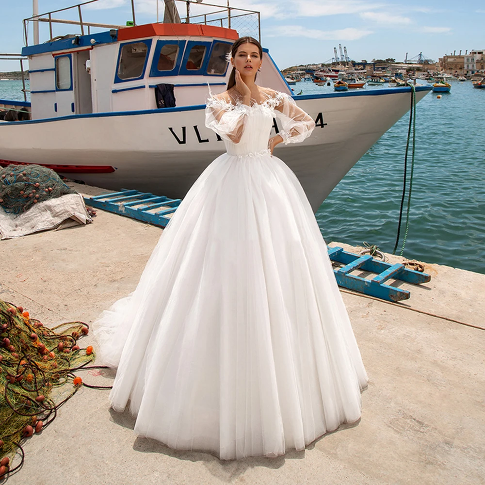 Sexy Applique Feather Boat Neck Wedding Dresses Full Sleeves Lace Up Tulle Bridal Gowns vestidos de fiesta 
Sexy Applique Feather Boat Neck Wedding Dresses Full Sleeves Lace Up Tulle Bridal Gowns vestidos de fiesta