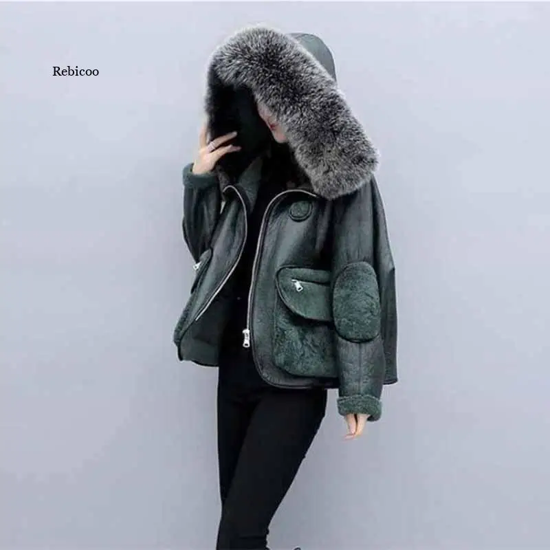 Green Faux Lamb Wool Fur Coat Hoodie New Manteau Women Winter Femme Big Fur Collar Hooded Cloak Outwear Jacket
Green Faux Lamb Wool Fur Coat Hoodie New Manteau Women Winter Femme Big Fur Collar Hooded Cloak Outwear Jacket