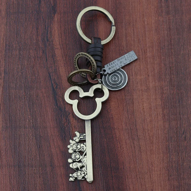Disney Mickey Mouse Vintage Car Key Chain Small Gift Metal Women Bag Pendant Keychain Cartoon Gifts Wholesale Keyring
Disney Mickey Mouse Vintage Car Key Chain Small Gift Metal Women Bag Pendant Keychain Cartoon Gifts Wholesale Keyring