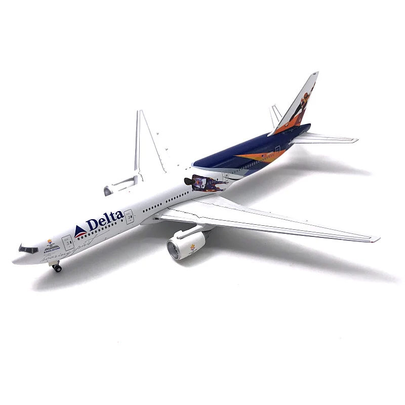 Литый под давлением металлический сплав 1:400 B777-200 DELTA Airlines модель самолета игрушка для коллекции
Литый под давлением металлический сплав 1:400 B777-200 DELTA Airlines модель самолета игрушка для коллекции