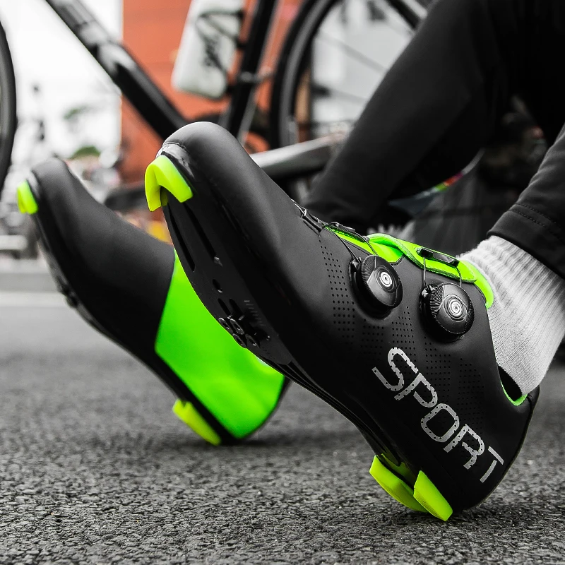 Spring and summer mountain bike lock-free cycling shoes men's road bike lock shoes hard-soled spinning shoes bicycle wide-soled
Spring and summer mountain bike lock-free cycling shoes men's road bike lock shoes hard-soled spinning shoes bicycle wide-soled