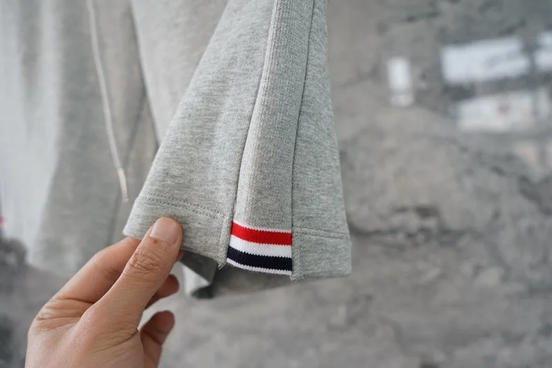 2021 New Fashion TB THOM Brand Casual Shorts Men Summer Cotton Casual Sports Trousers Solid Knee Length Jogger Beach Shorts
2021 New Fashion TB THOM Brand Casual Shorts Men Summer Cotton Casual Sports Trousers Solid Knee Length Jogger Beach Shorts