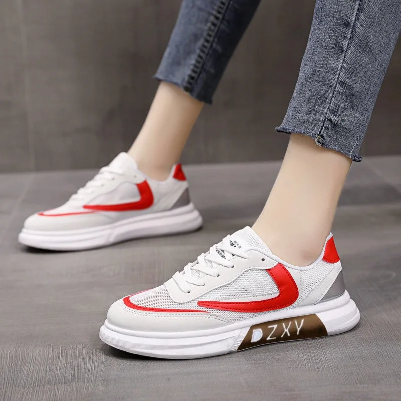 Женские кроссовки на толстой подошве, дышащие сетчатые кроссовки на плоской подошве, повседневная спортивная обувь для весны 2021
Женские кроссовки на толстой подошве, дышащие сетчатые кроссовки на плоской подошве, повседневная спортивная обувь для весны 2021