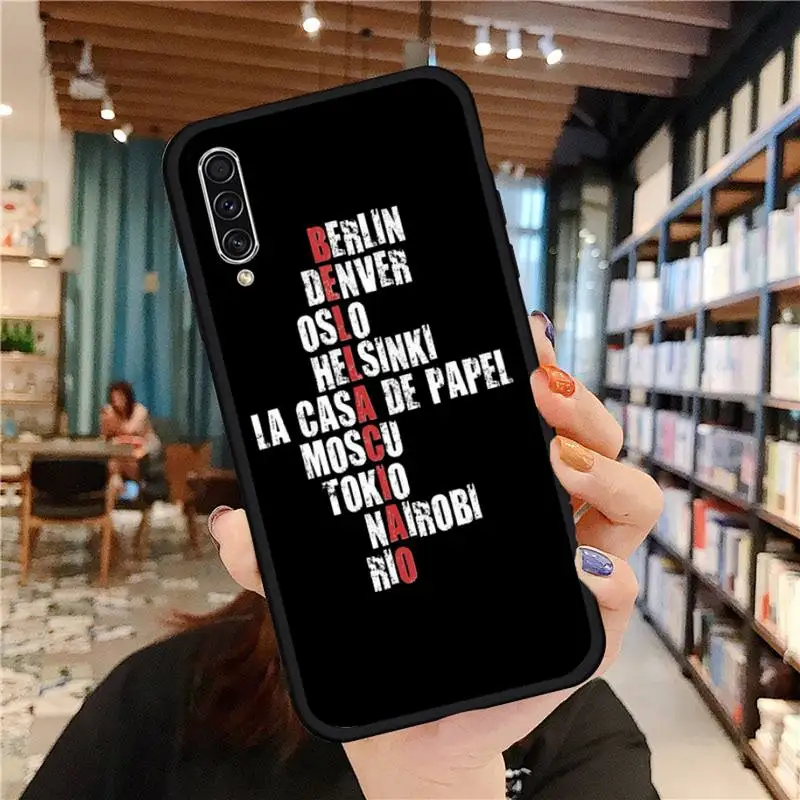 Spain TV Money Heist House Paper La Casa de papel Phone Samsung A20 A30 30s A40 A7 2018 J2 J7 prime J4 Plus S5 Note 9 10 Plus
Spain TV Money Heist House Paper La Casa de papel Phone Samsung A20 A30 30s A40 A7 2018 J2 J7 prime J4 Plus S5 Note 9 10 Plus
