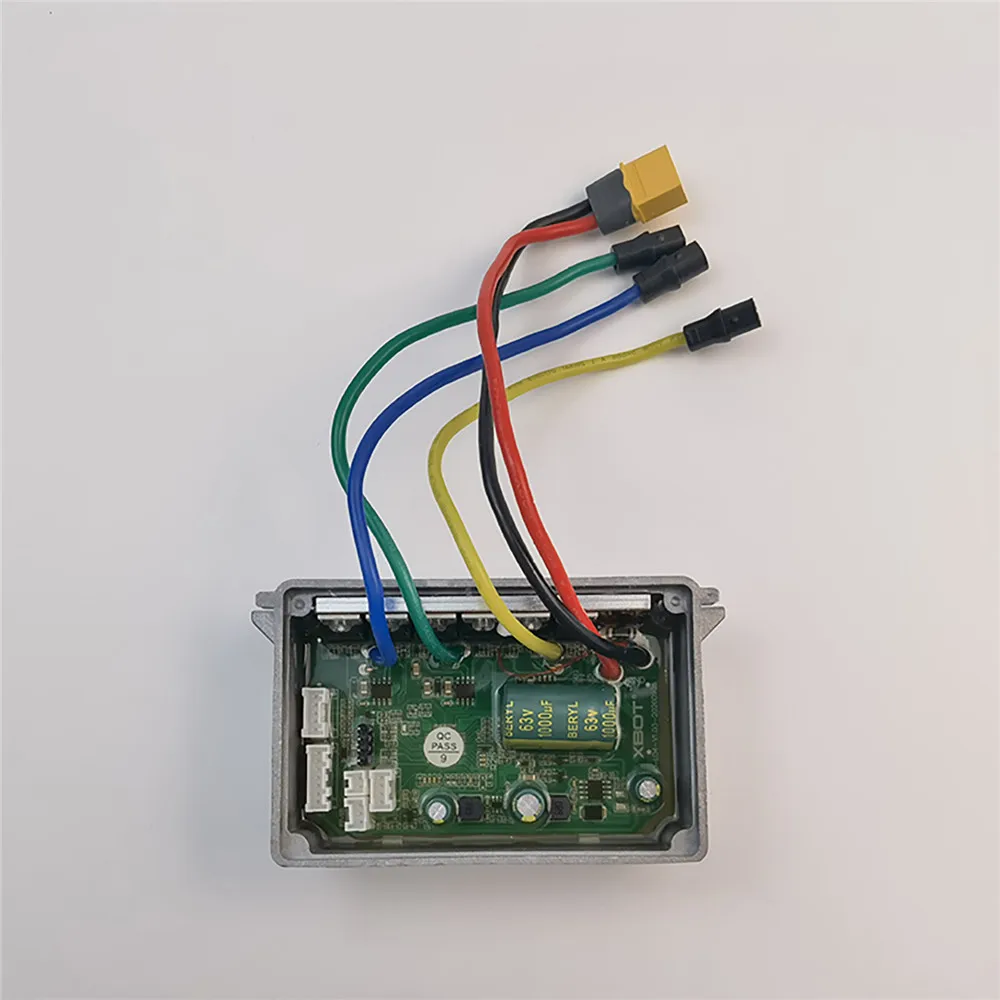 Controller & Digital Display Bluetooth Panel Meter & Cover for Ninebot MAX G30 Electric Scooter Accessories
Controller & Digital Display Bluetooth Panel Meter & Cover for Ninebot MAX G30 Electric Scooter Accessories