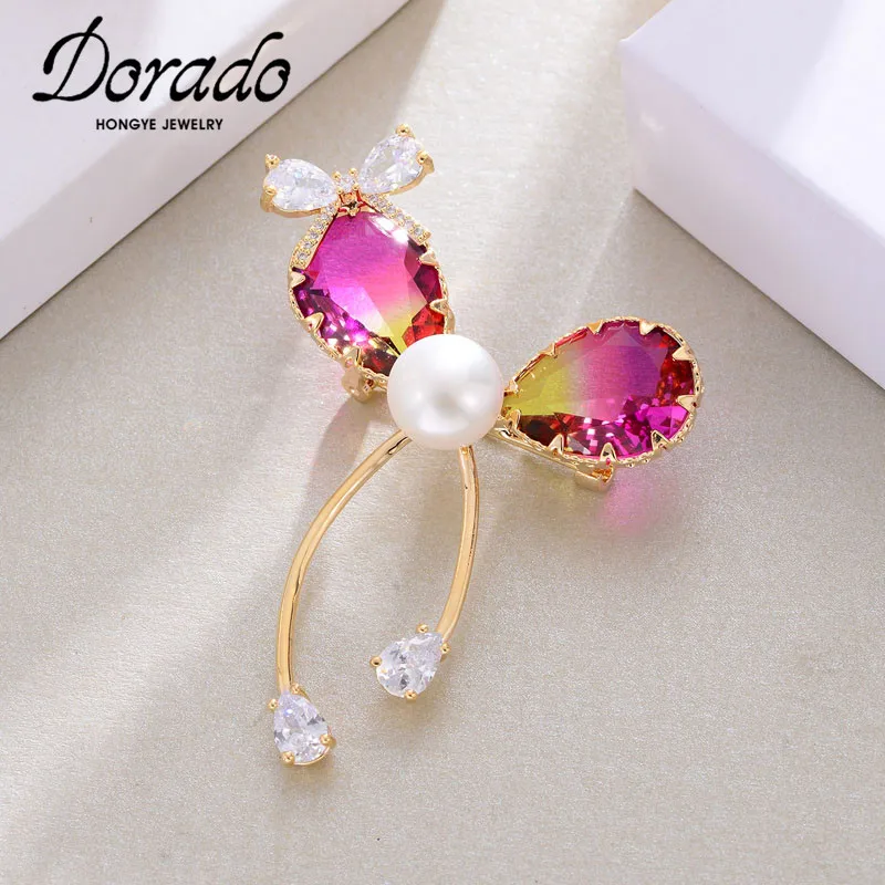 Dorado 2020 Fashion Charm Luxury Red Crystal Bowknot Pearl Brooches For Women Party Pins Clothing Geometric Dress Coat Jewelry
Dorado 2020 Fashion Charm Luxury Red Crystal Bowknot Pearl Brooches For Women Party Pins Clothing Geometric Dress Coat Jewelry