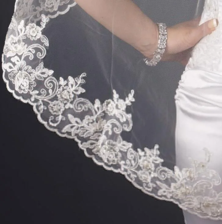 Wedding Accessories
Wedding Accessories