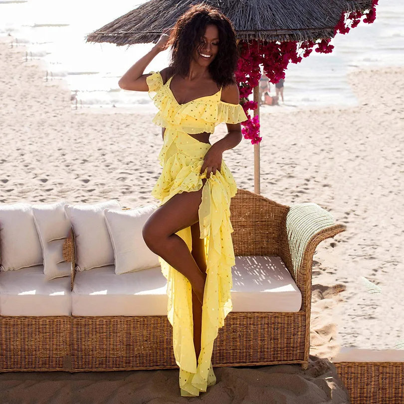 Women Spaghetti Strap V-neck Hollowed-Out Ruffles Long Dress Summer Chic and Elegant Sequined Beach Dress
Women Spaghetti Strap V-neck Hollowed-Out Ruffles Long Dress Summer Chic and Elegant Sequined Beach Dress