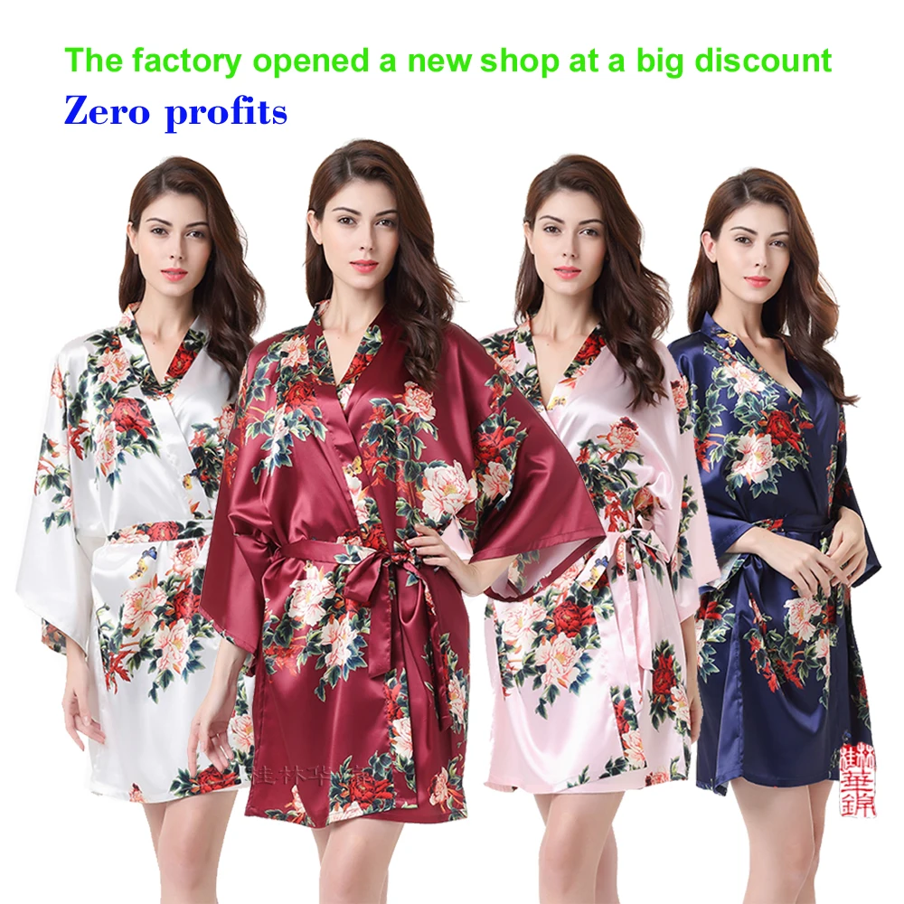 wedding robe bridal robes Floral robe silk robe Bridesmaid Robe satin robe short Solid night sleeping robe A2110 
wedding robe bridal robes Floral robe silk robe Bridesmaid Robe satin robe short Solid night sleeping robe A2110
