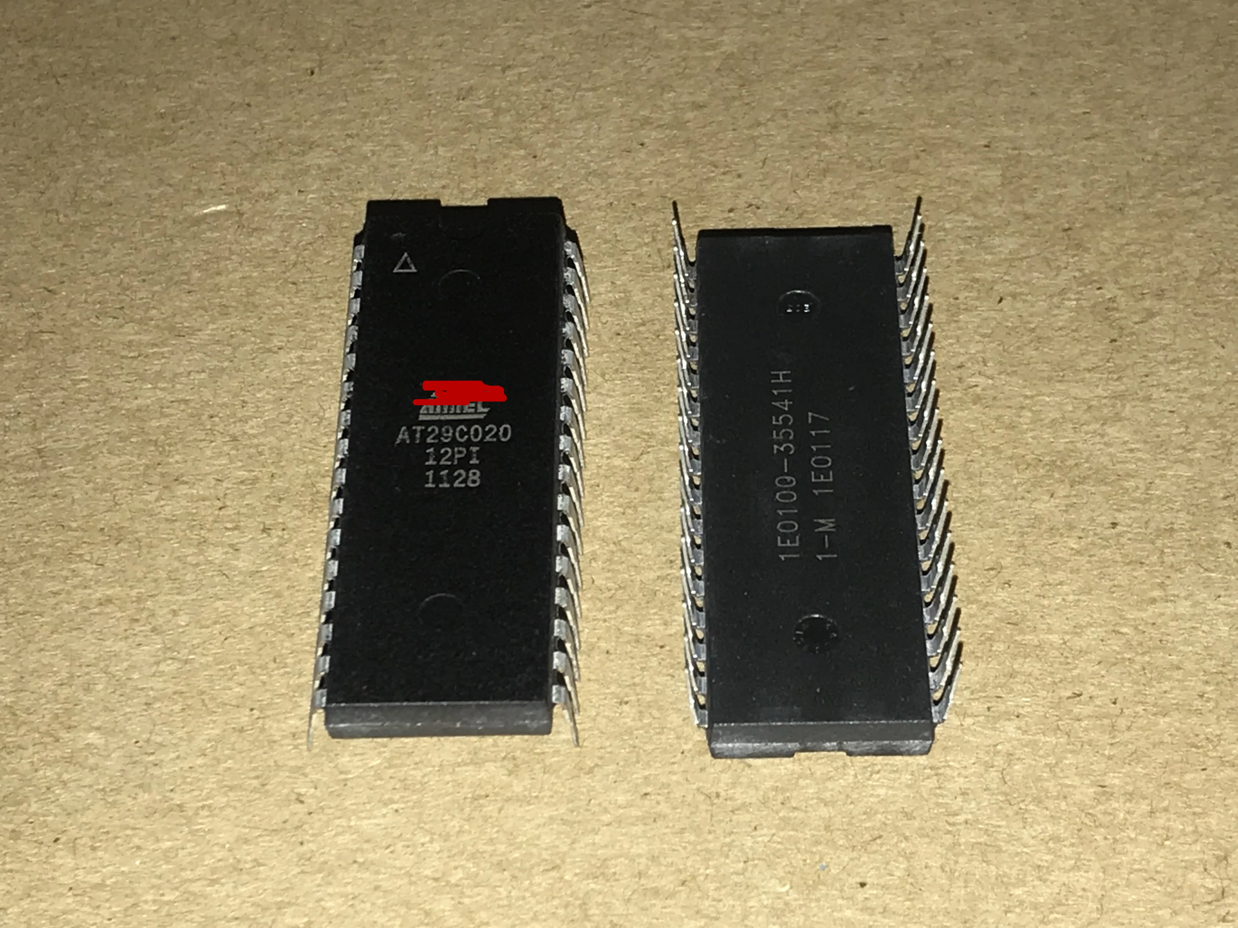 AT29C020-12PI AT29C020 новый импортный оригинальный 
AT29C020-12PI AT29C020 новый импортный оригинальный