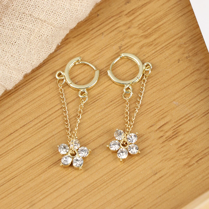 Korean Elegant Zircon Flower Hoop Earrings For Women Girls Fashion Metal Chain Boucle Jewelry
Korean Elegant Zircon Flower Hoop Earrings For Women Girls Fashion Metal Chain Boucle Jewelry