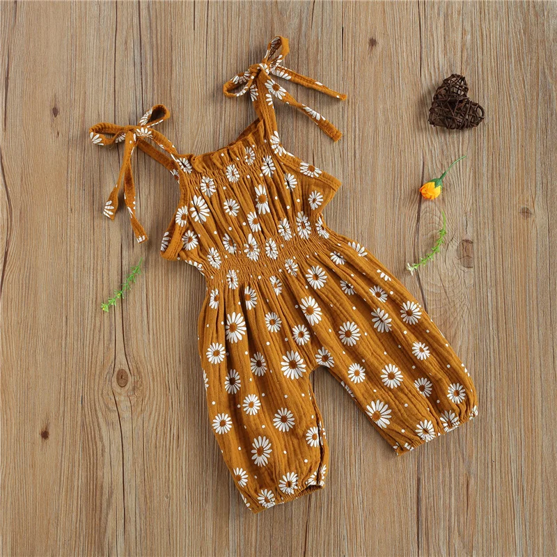 Newborn Baby Girls Fashion Daisy Print Romper summer breathable Sleeveless Romper
Newborn Baby Girls Fashion Daisy Print Romper summer breathable Sleeveless Romper