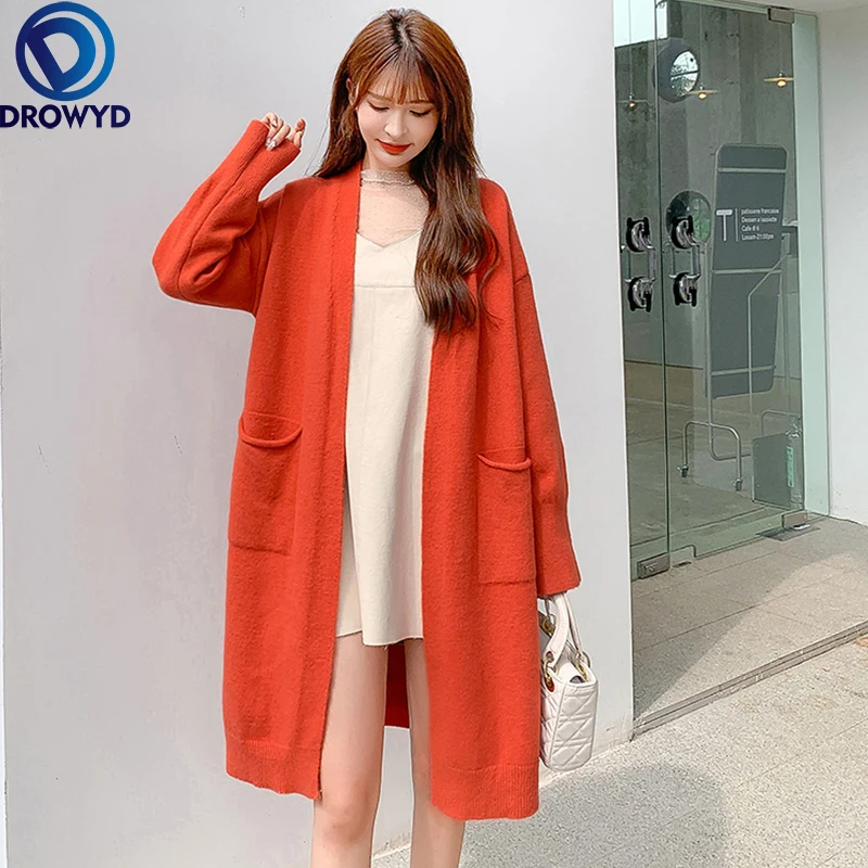 Fashion V-neck Long-sleeved Sweater Cardigan Jacket Women 2021 Autumn New Loose Knitted Warm Sweater Mid-length Outer Jacket Top
Fashion V-neck Long-sleeved Sweater Cardigan Jacket Women 2021 Autumn New Loose Knitted Warm Sweater Mid-length Outer Jacket Top