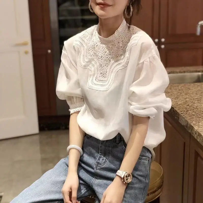 Fashion Puff Sleeve White Blouse Women Elegant Patchwork Lace Shirt Female 2021 Korean Summer Office Lady Chiffon Tops
Fashion Puff Sleeve White Blouse Women Elegant Patchwork Lace Shirt Female 2021 Korean Summer Office Lady Chiffon Tops