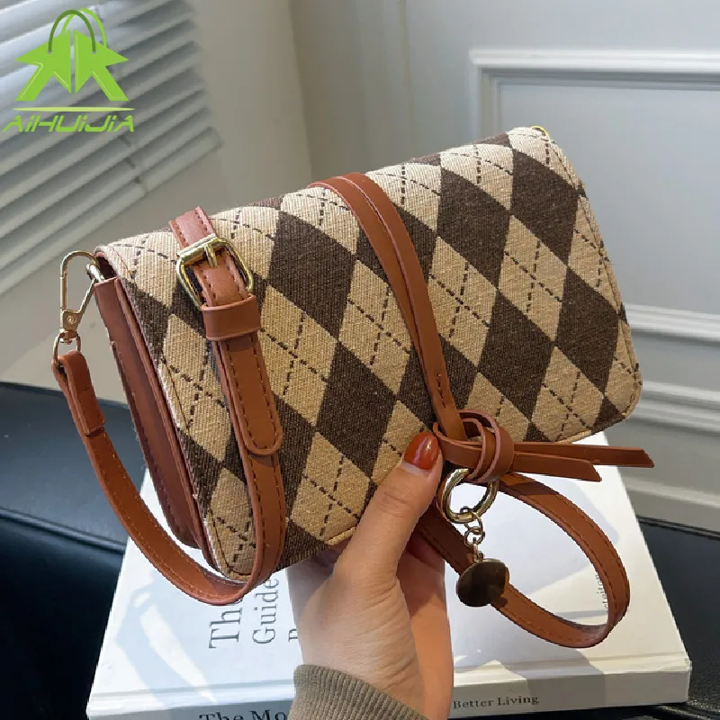 Luxury Handbag for Women Designer Shoulder Bag Canvas Small Female Crossbody Bags 2021 The New Fashion All-match Messenger Bag
Luxury Handbag for Women Designer Shoulder Bag Canvas Small Female Crossbody Bags 2021 The New Fashion All-match Messenger Bag