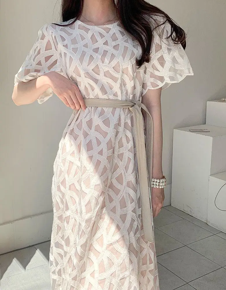 2021 Summer Korean Chic O-neck Women's Long Dress Loose Lace Elegant Clothes Female Vintage White Dresses Ladies
2021 Summer Korean Chic O-neck Women's Long Dress Loose Lace Elegant Clothes Female Vintage White Dresses Ladies