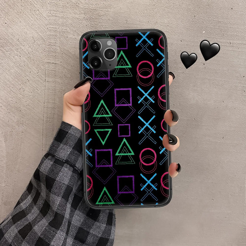PlayStation Buttons PS Phone Case Cover Hull For iphone 5 5s se 2 6 6s 7 8 12 mini plus X XS XR 11 PRO MAX black silicone coque
PlayStation Buttons PS Phone Case Cover Hull For iphone 5 5s se 2 6 6s 7 8 12 mini plus X XS XR 11 PRO MAX black silicone coque